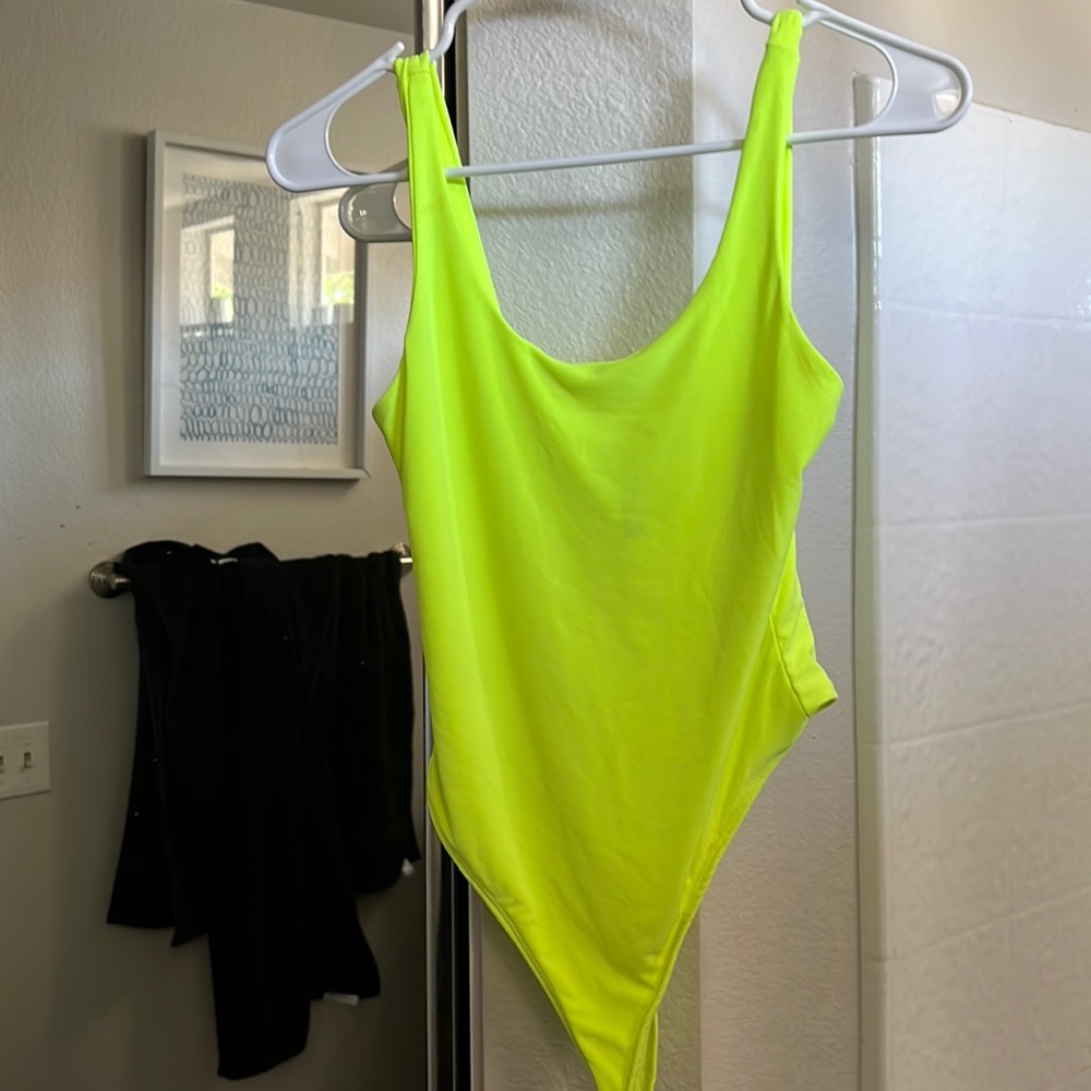 🦄🔫New w/out TAGS 🏷 ELECTRIC GREEN RAVE FESTIVAL BODY SUIT NEW NEVER WORN MED